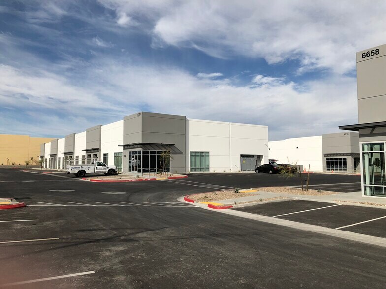 More Photos Of 6728 W Sunset Rd, Las Vegas Unknown For Lease