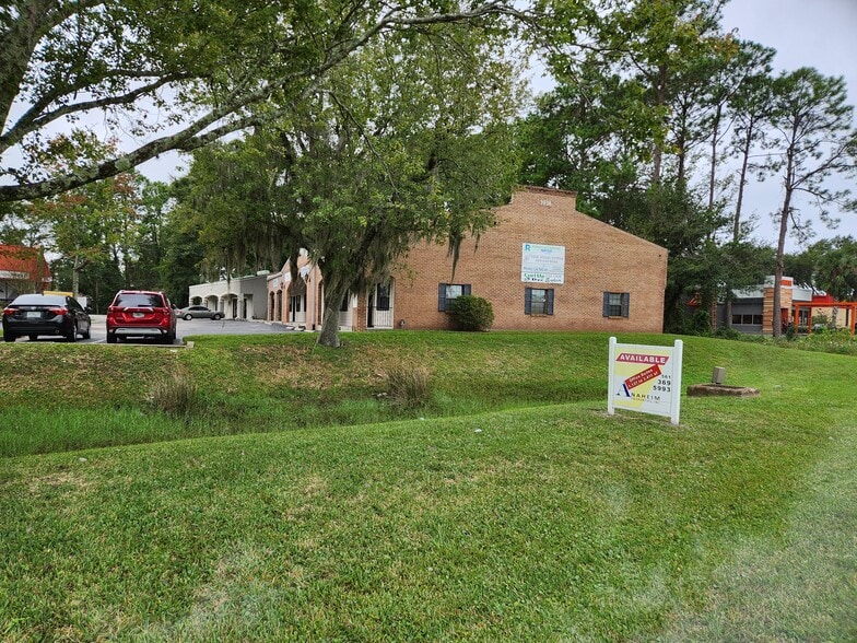 More Photos Of 3938 Sunbeam Rd, Jacksonville Medical For Sale