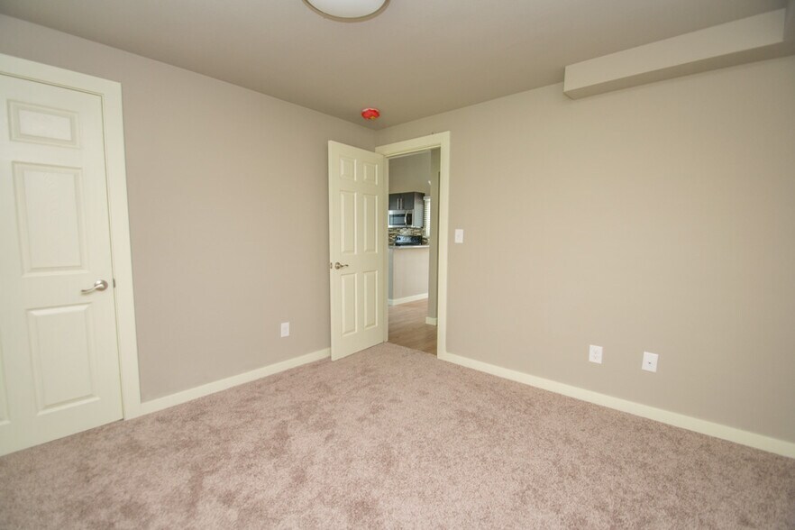 More Photos Of 1806 17th St, Boulder Apartments For Sale