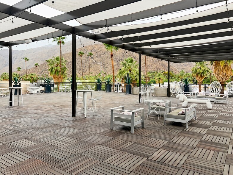 More Photos Of 750 N Palm Canyon Dr, Palm Springs Coworking Space