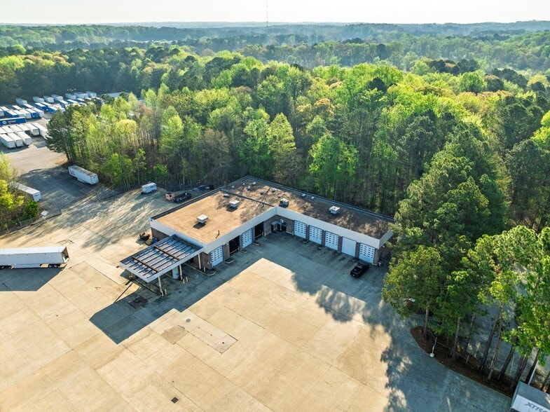 More Photos Of 2704 Bouldercrest Rd SE, Atlanta Distribution For Lease