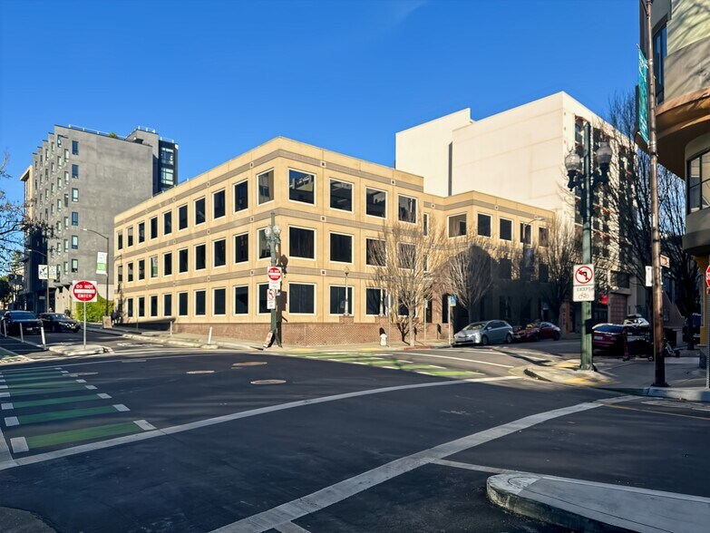 More Photos Of 2001 Addison St, Berkeley Coworking Space
