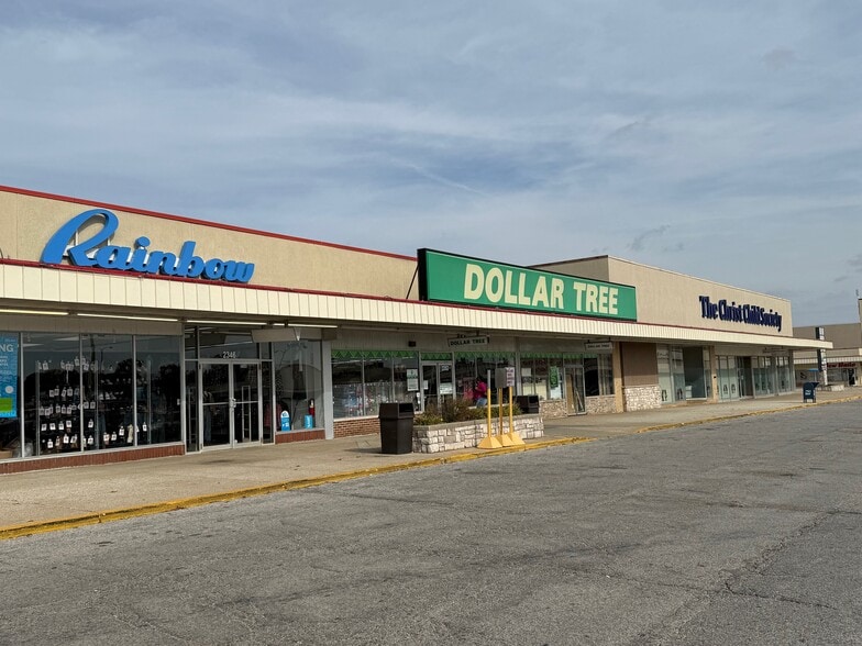 More Photos Of 822 W McKinley Ave, Mishawaka Storefront For Sale