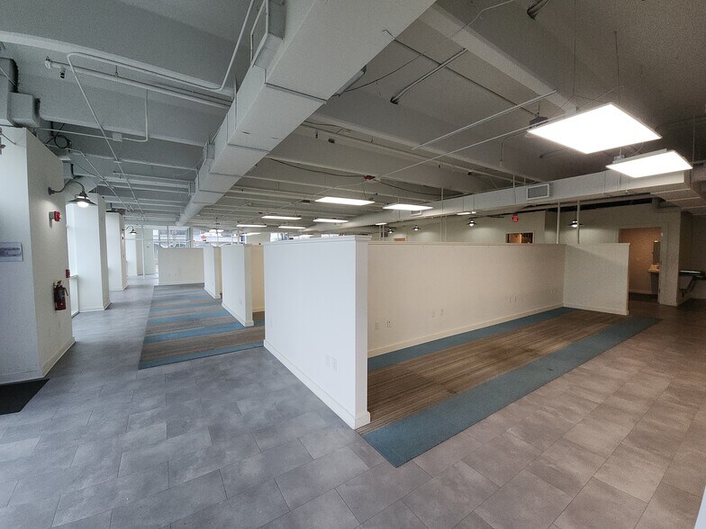 More Photos Of 320 1st St N, Jacksonville Beach Office Residential For Sale