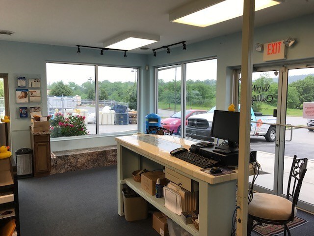 More Photos Of 6145 York Rd, New Oxford Freestanding For Lease