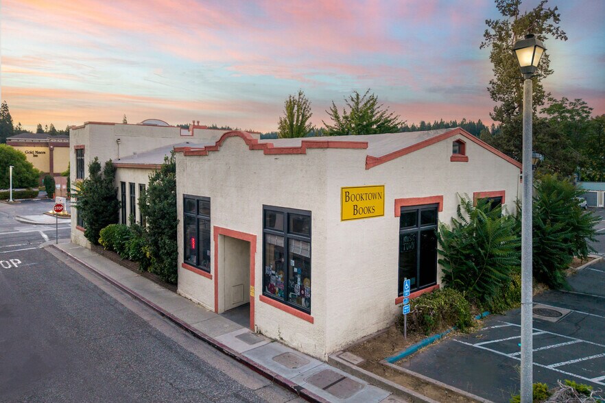 More Photos Of 107 Bank St, Grass Valley Storefront For Sale