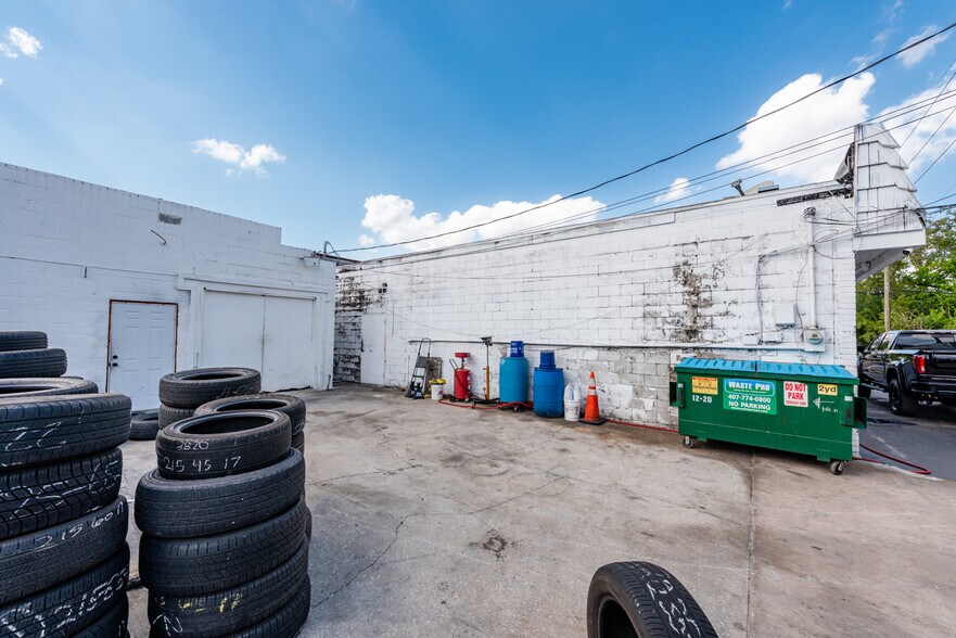 More Photos Of 2501 Sanford Ave, Sanford Auto Repair For Sale