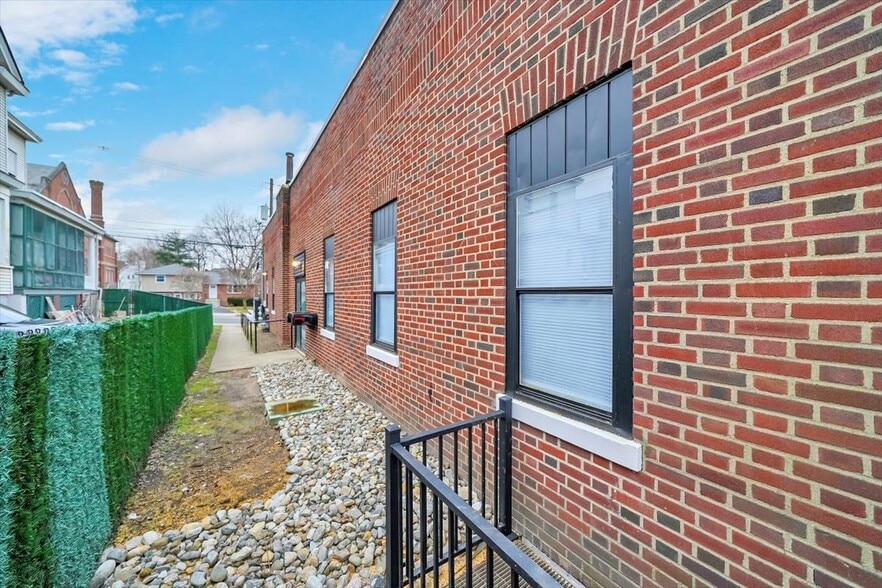 More Photos Of 63 New Main St, Haverstraw Medical For Sale