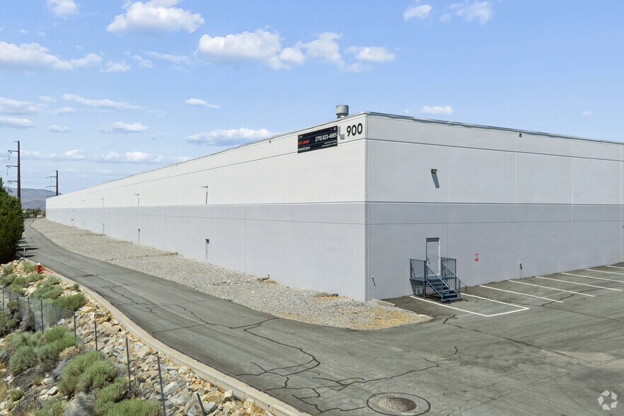 More Photos Of 900 N Hills Blvd, Reno Unknown For Lease