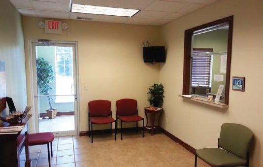 More Photos Of 613 W Lincoln Rd, Kokomo Medical For Sale