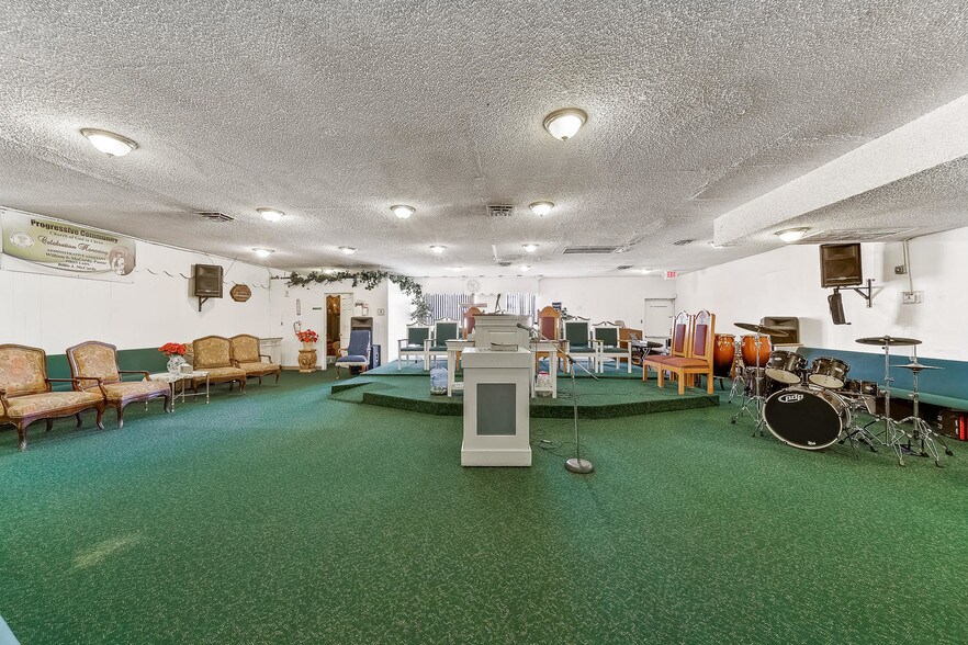 More Photos Of 1311 W Owens Ave, Las Vegas Religious Facility For Sale