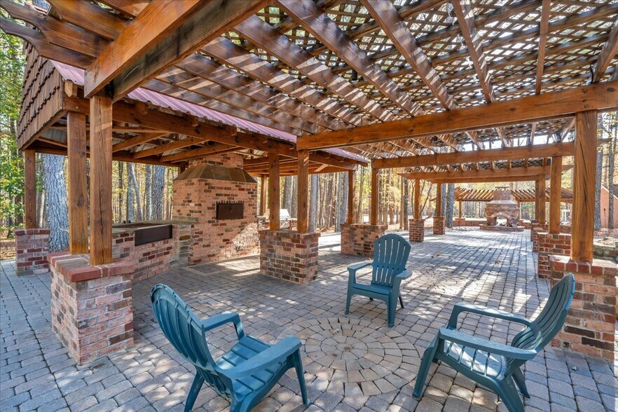 More Photos Of 2079 Highway 85, Senoia Specialty For Sale