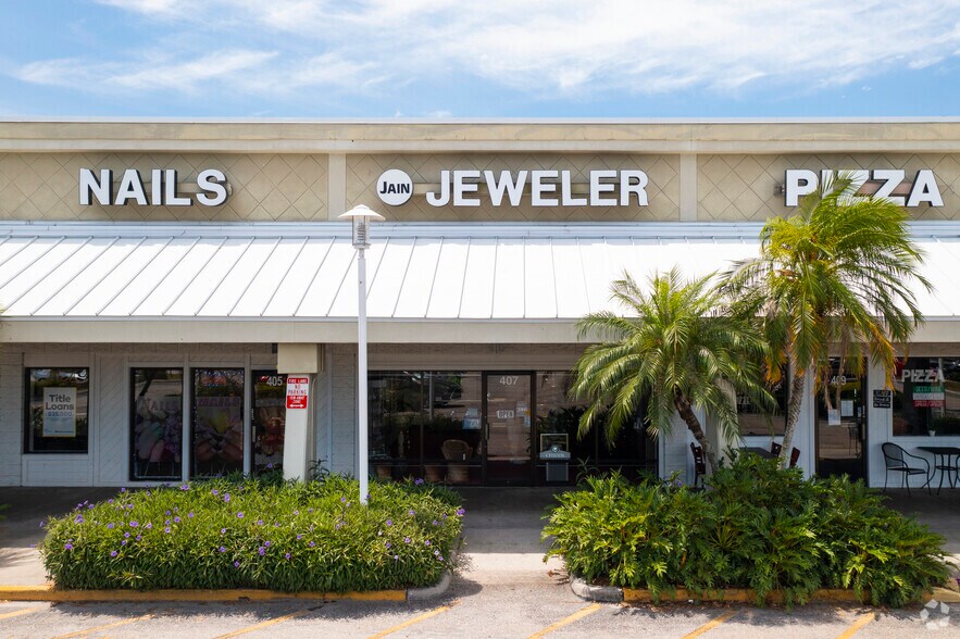 More Photos Of 935 N Beneva Rd, Sarasota Unknown For Lease