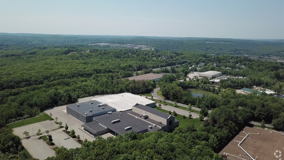 More Photos Of 5-9 Latti Farm Rd, Millbury Warehouse For Lease