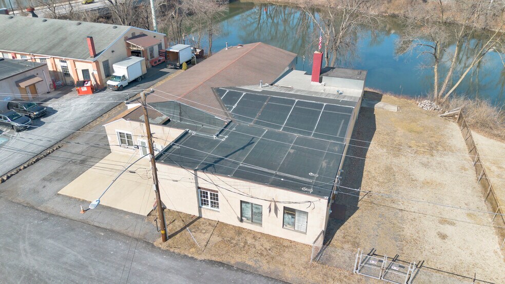More Photos Of 57 Schuylkill Ave, Pottstown Warehouse For Sale
