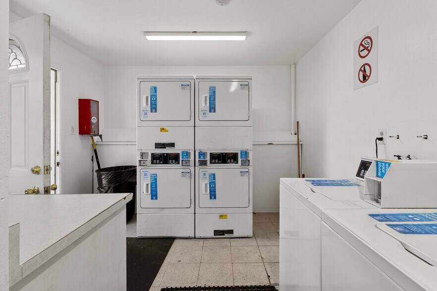 More Photos Of 101-147 Freeway Dr, Napa Apartments For Sale