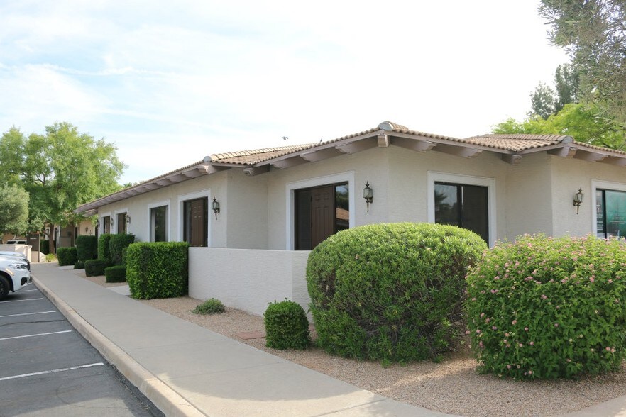 More Photos Of 10505 N 69th St, Scottsdale Office For Lease