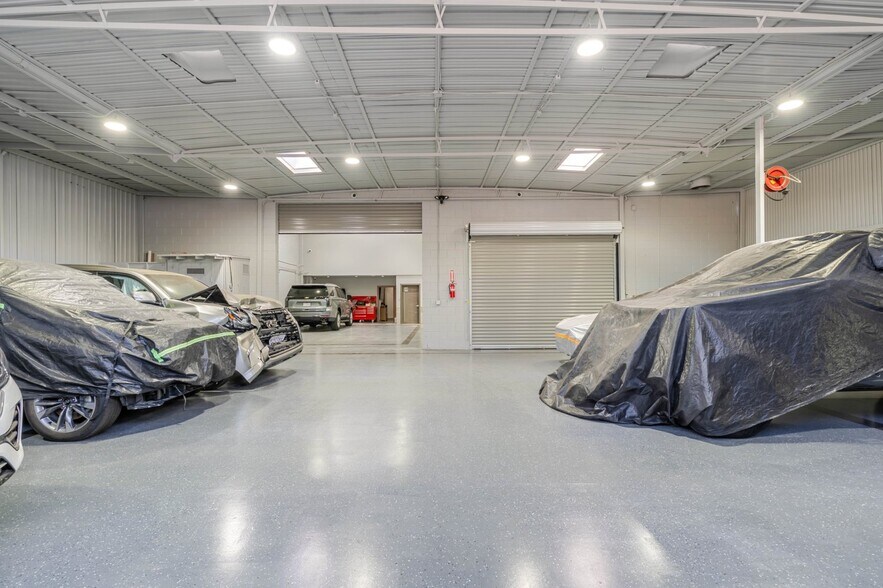 More Photos Of 11635-11637 Tuxford St, Sun Valley Warehouse For Sale