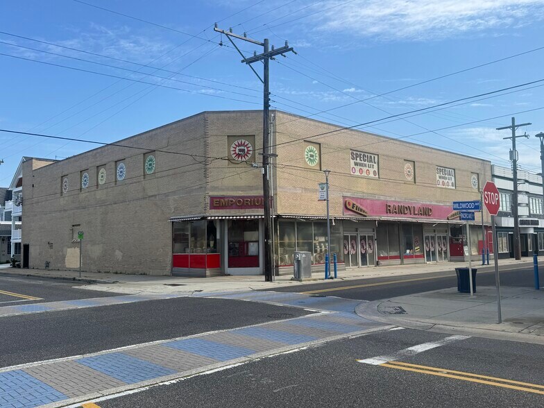 Primary Photo Of 3210 Pacific Ave, Wildwood General Retail For Sale