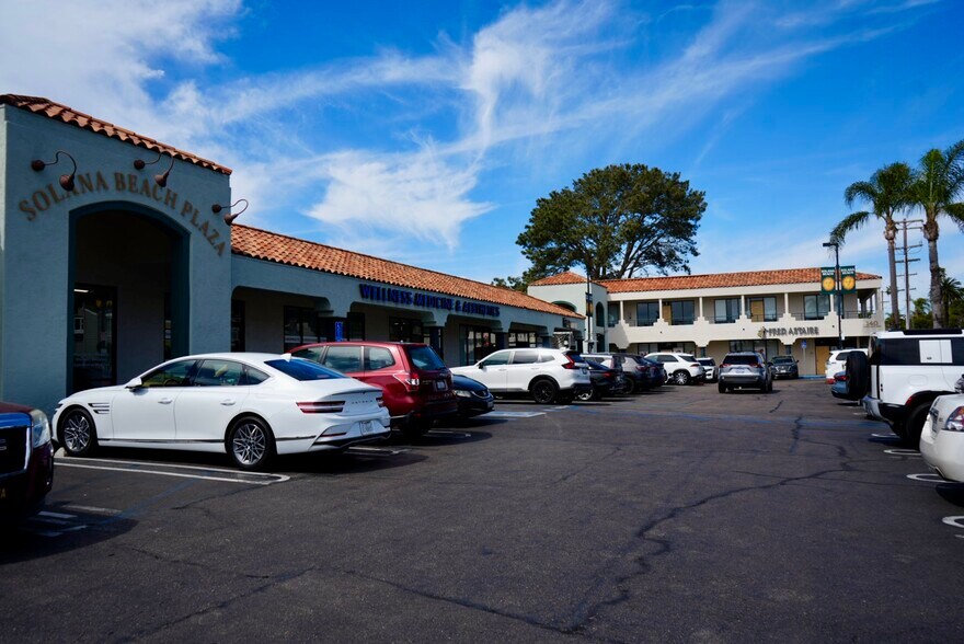 More Photos Of 120-124 Lomas Santa Fe Dr, Solana Beach Unknown For Lease