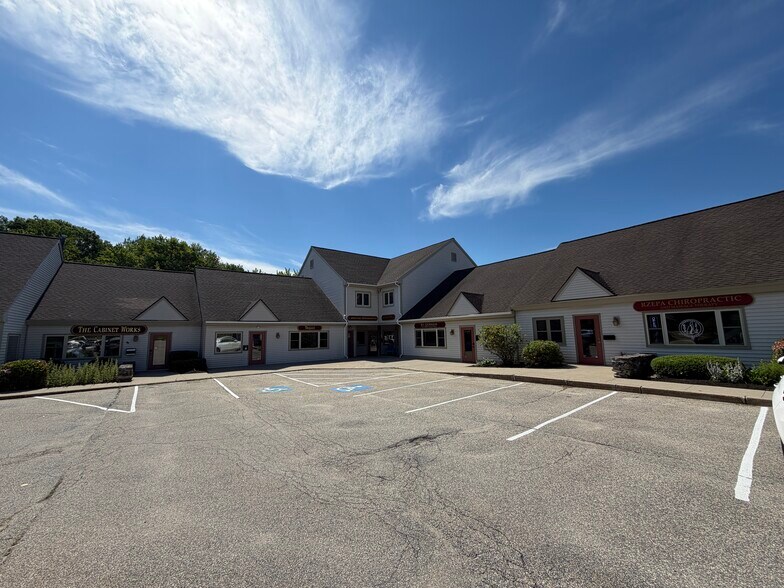 More Photos Of 62 Portsmouth Ave, Stratham Storefront Retail Office For Lease