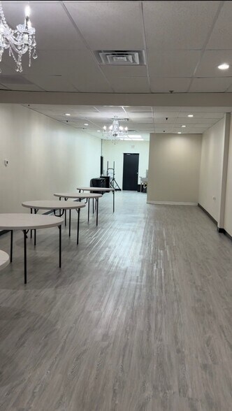 More Photos Of 5 National Dr, Windsor Locks Unknown For Lease