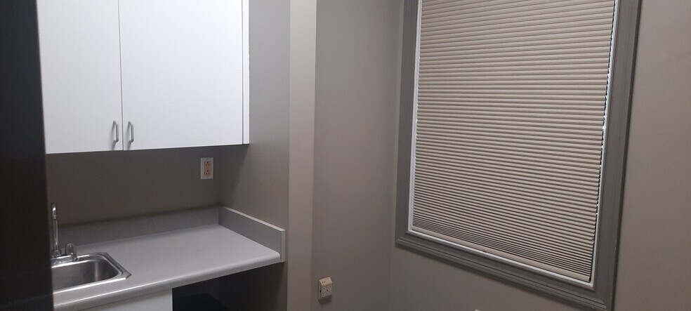 More Photos Of 499 Arrowhead Blvd, Jonesboro Medical For Sale