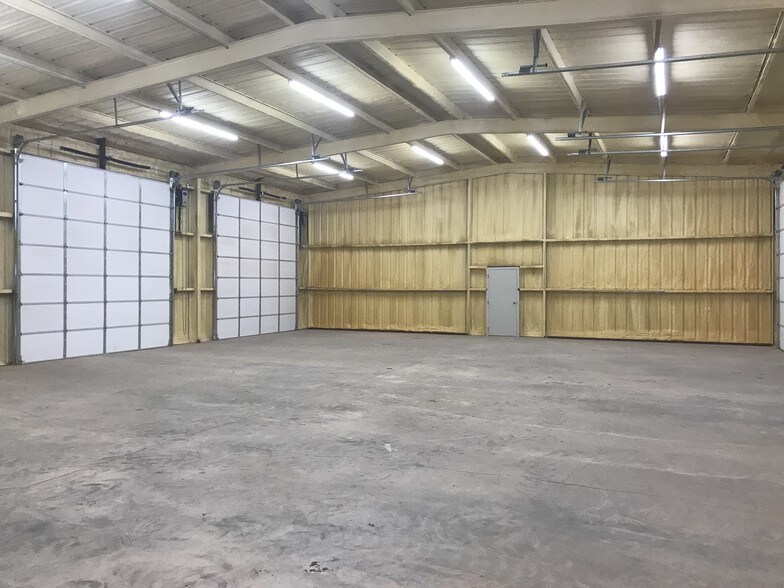 More Photos Of 9503 E County Road 97, Midland Warehouse For Lease