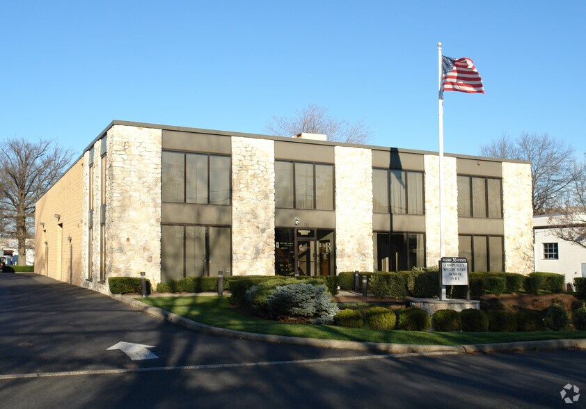 More Photos Of 30 Hillside Ave, Springfield Warehouse For Lease