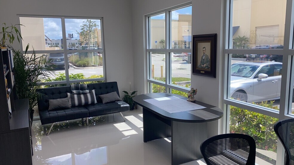 More Photos Of 10388 State Road 84, Davie Warehouse For Lease