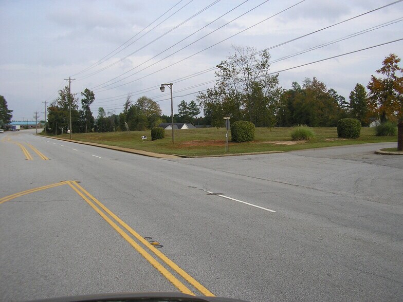 More Photos Of 0 Main Street, Newberry Land For Sale
