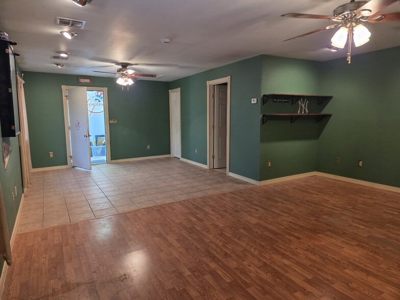 More Photos Of 5A High St, Matawan Specialty For Sale