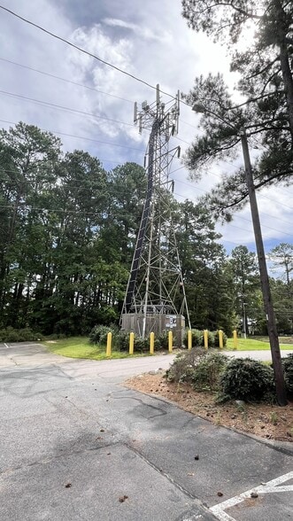 More Photos Of 920 Leon St, Durham Specialty For Sale