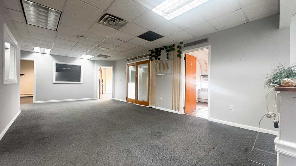 More Photos Of 36-12 34th Ave, Long Island City Office For Lease