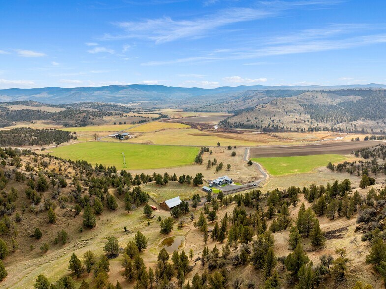 More Photos Of 28000 SE Paulina Hwy, Prineville Land For Sale