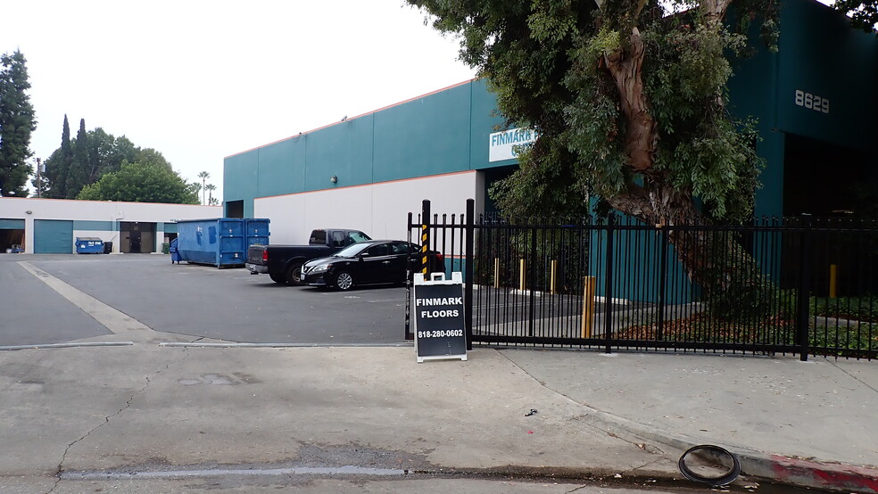 Primary Photo Of 8629 Crebs Ave, Northridge Industrial For Lease