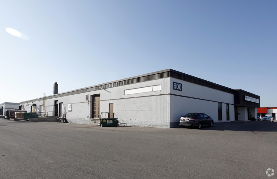 More Photos Of 600 Orwell St, Mississauga Light Manufacturing For Lease