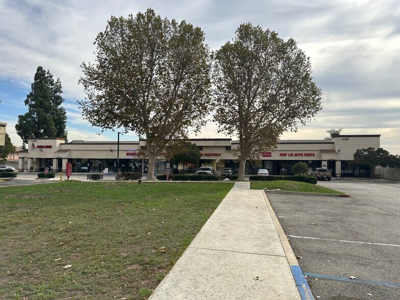 More Photos Of 4439 Mission Blvd, Montclair Unknown For Lease