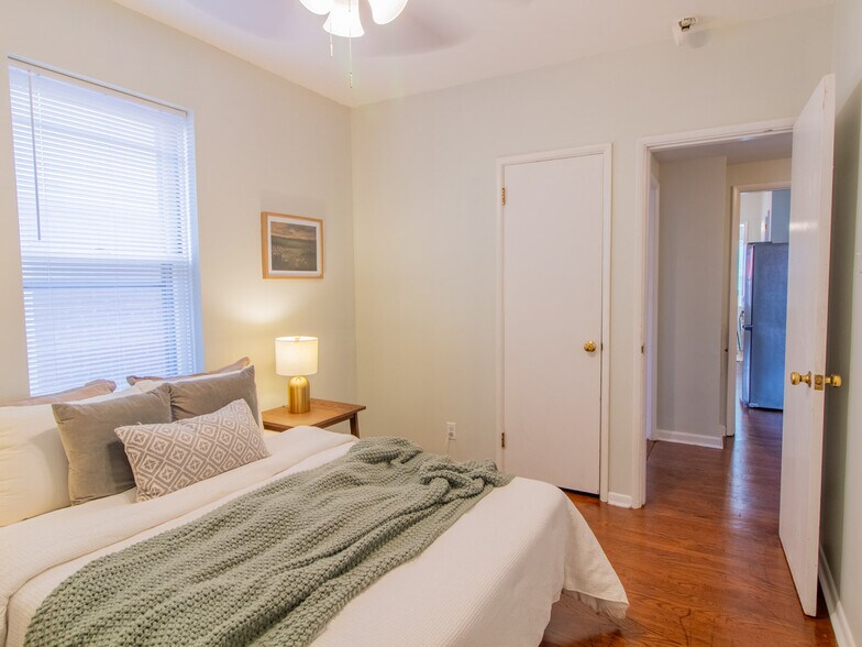 More Photos Of 5036 Tholozan Ave, Saint Louis Multifamily For Sale