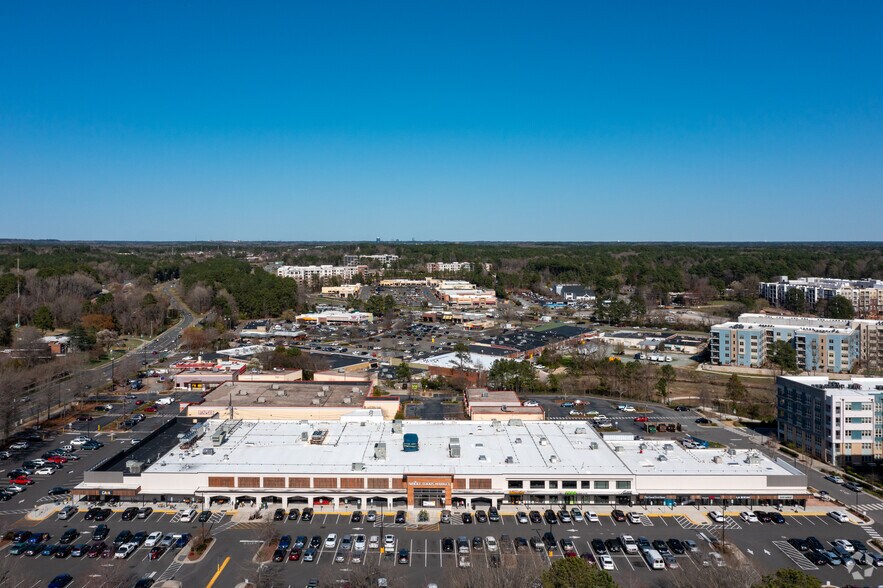 More Photos Of 73-111 S Elliott Rd, Chapel Hill Storefront For Lease