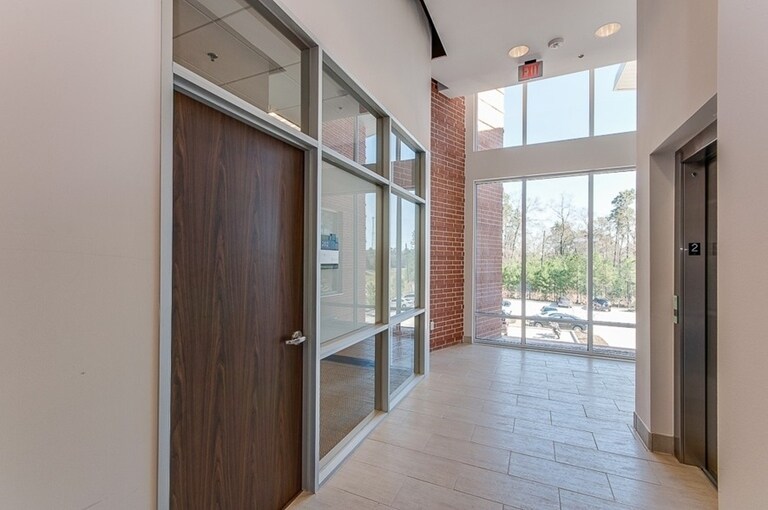 More Photos Of 8350 Ashlane Way, The Woodlands Medical For Lease
