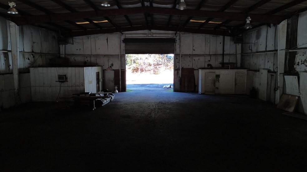 More Photos Of 4624 Powder Springs Dallas Rd, Powder Springs Warehouse For Sale