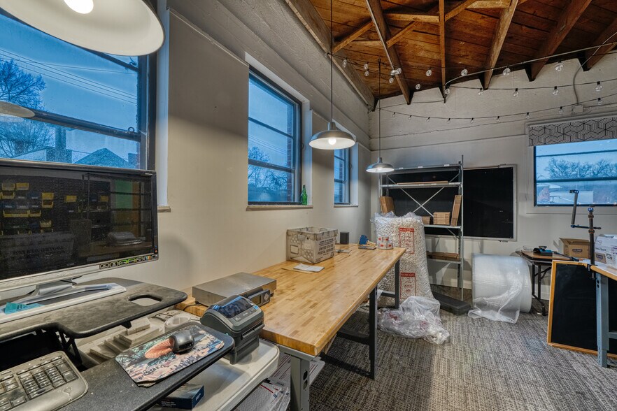More Photos Of 1004 Sevier Ave, Knoxville Warehouse For Sale