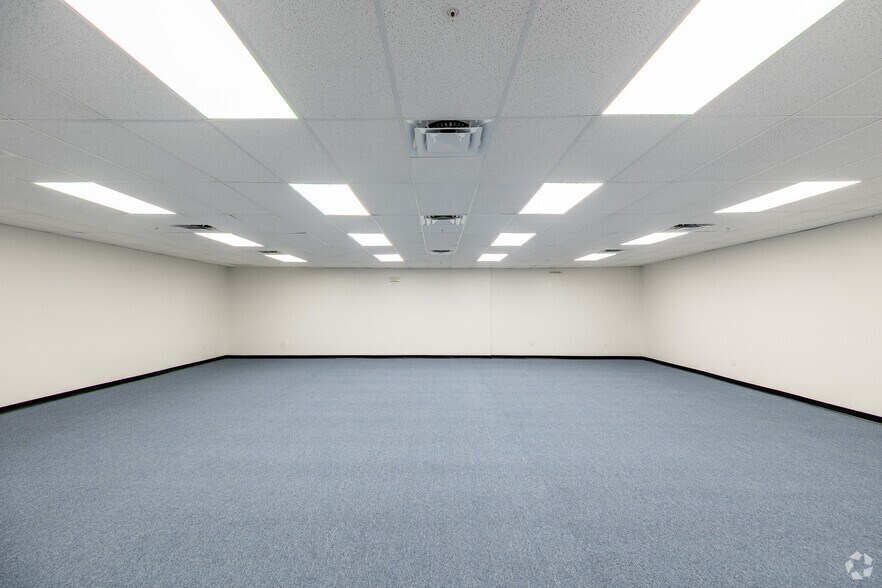 More Photos Of 2401 1st St, Fort Myers Office Residential For Sale