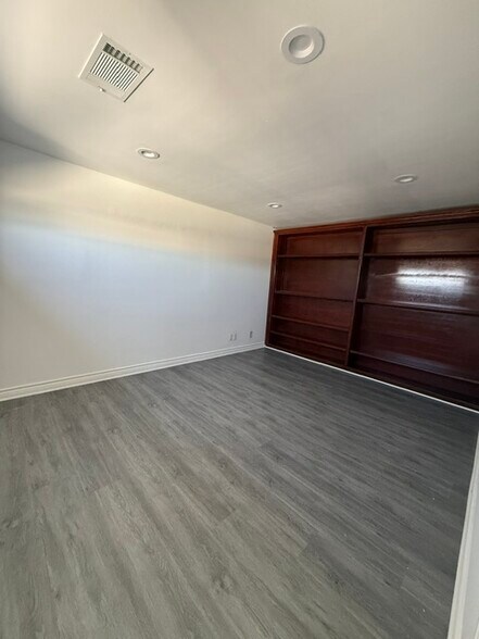 More Photos Of 1304 Santa Anita Ave, South El Monte Office For Lease