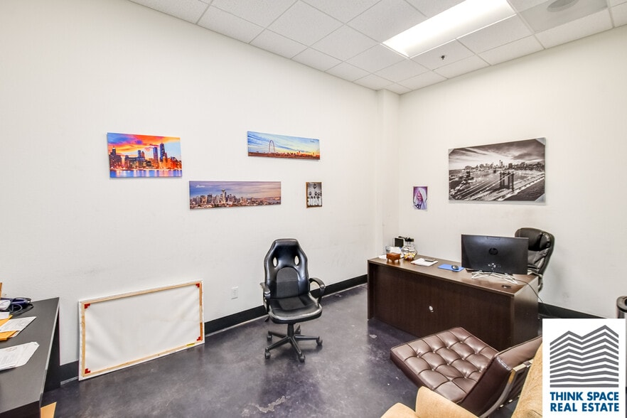 More Photos Of 9419 Mason Ave, Chatsworth Manufacturing For Lease