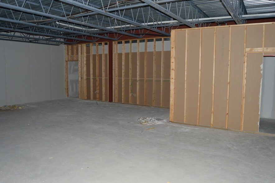 More Photos Of 23671 NW St Francis Blvd & NW Ambassador Blvd, Saint Francis Medical For Lease