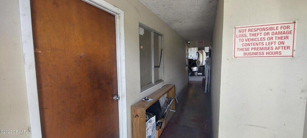 More Photos Of 21628 Fl-46, Mount Dora Warehouse For Sale