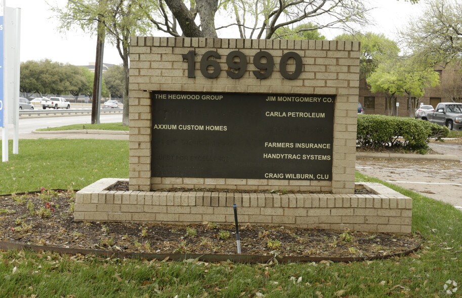 More Photos Of 16990 N Dallas Pky, Dallas Office For Lease