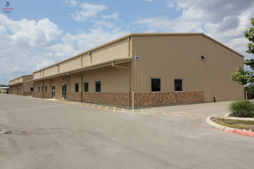 More Photos Of 4811 Quarry Run, San Antonio Light Distribution For Lease